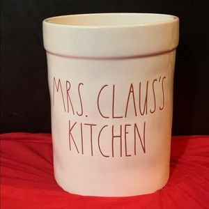 Rae Dunn Mrs. Claus’s Kitchen
